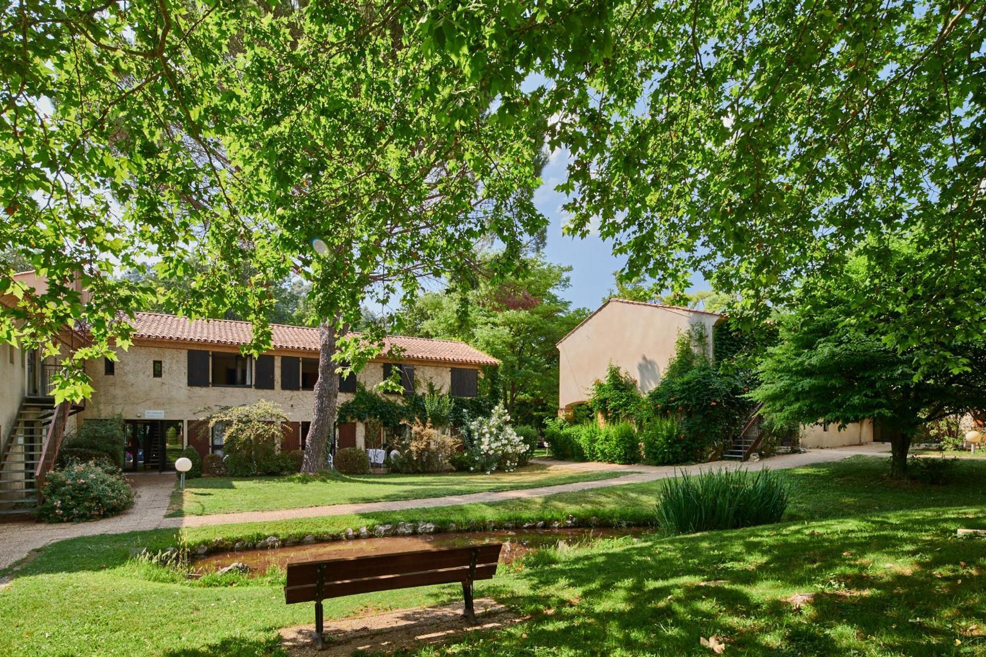 Gréoux-les-Bains Club Vacances Bleues Domaine De Chateau Laval מראה חיצוני תמונה