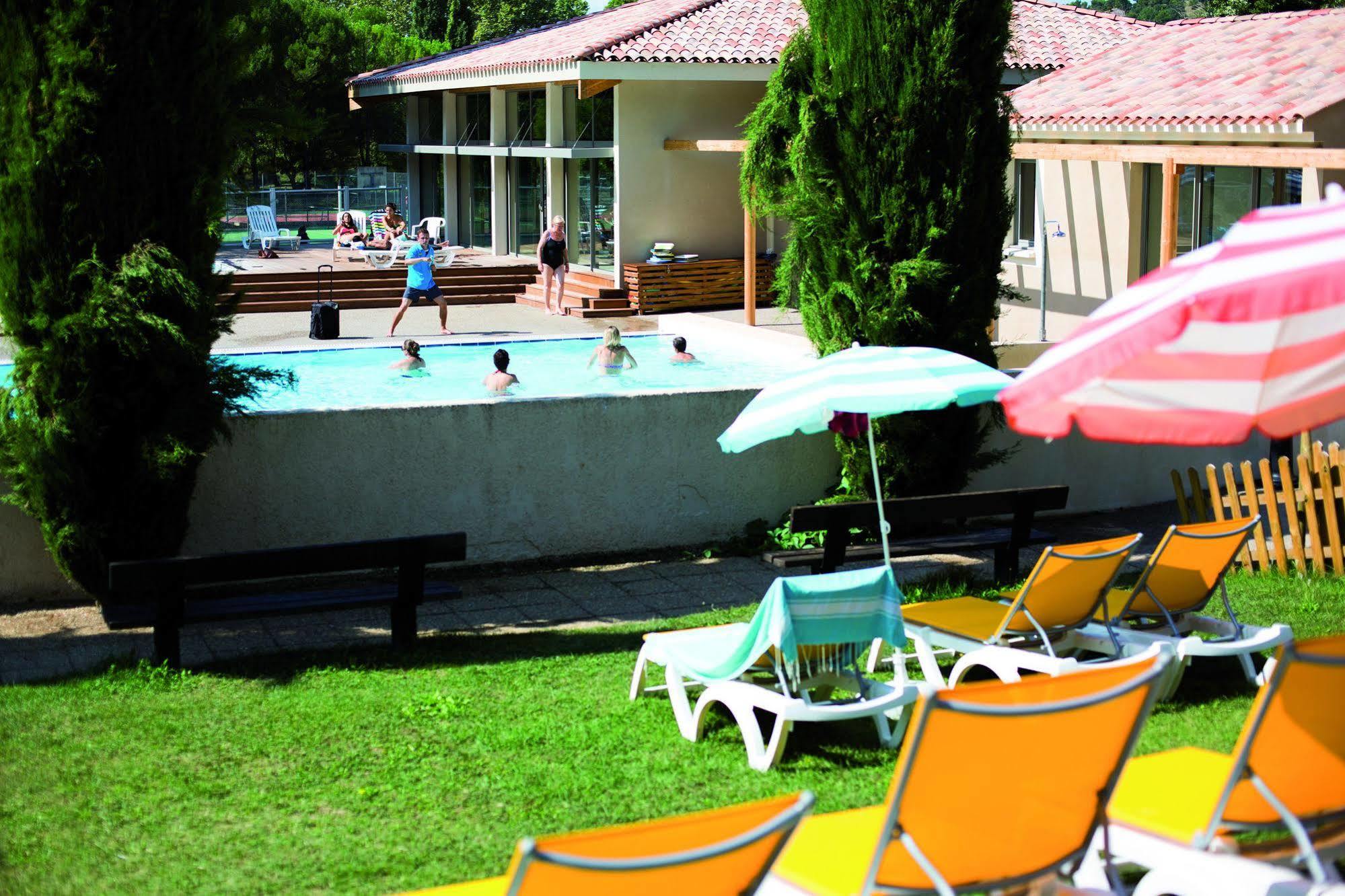 Gréoux-les-Bains Club Vacances Bleues Domaine De Chateau Laval מראה חיצוני תמונה